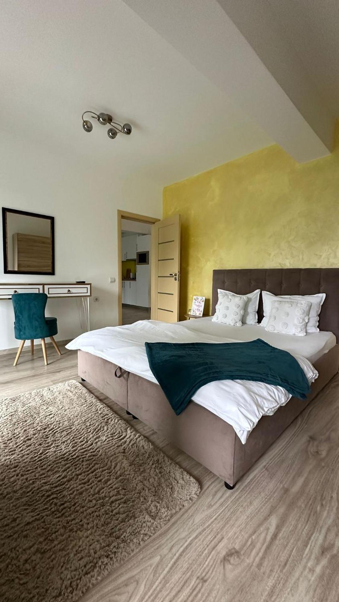 Eral Apartment Mamaia Esterno foto
